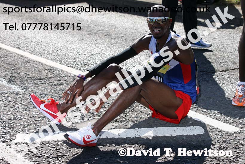 Mo Farah after winning the mens Morrisons Great North Run. Photo: David T. Hewitson/Sports for All Pics